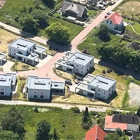 Am Schloss Ranzow - Baltic Blue *